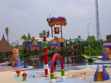 wahana air , permainan kolam renang , waterboom , waterpark (2)